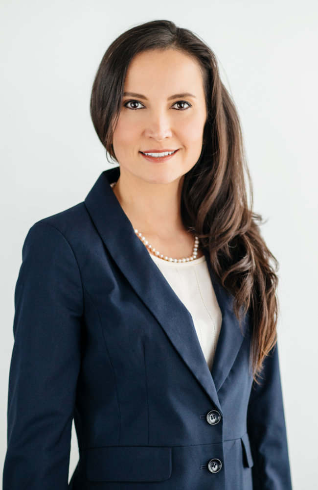 Cirujana Plastica En Dallas TX - Dra Jennyfer Cocco