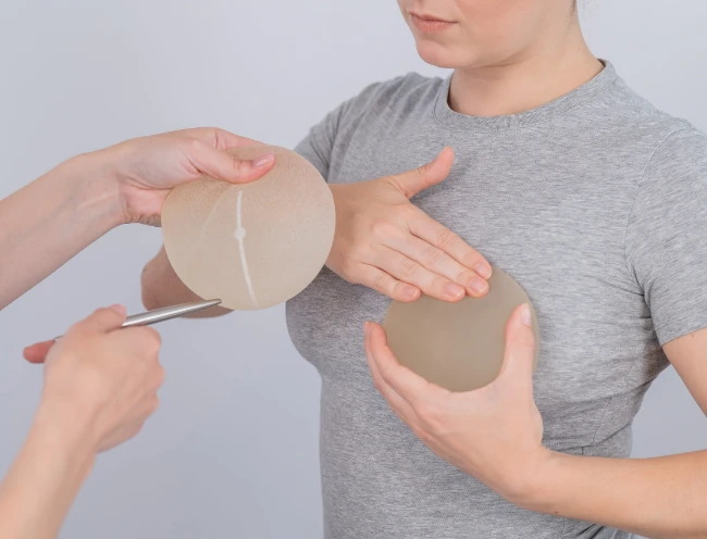 Remplazo de Implantes Mamarios en Dallas, TX
